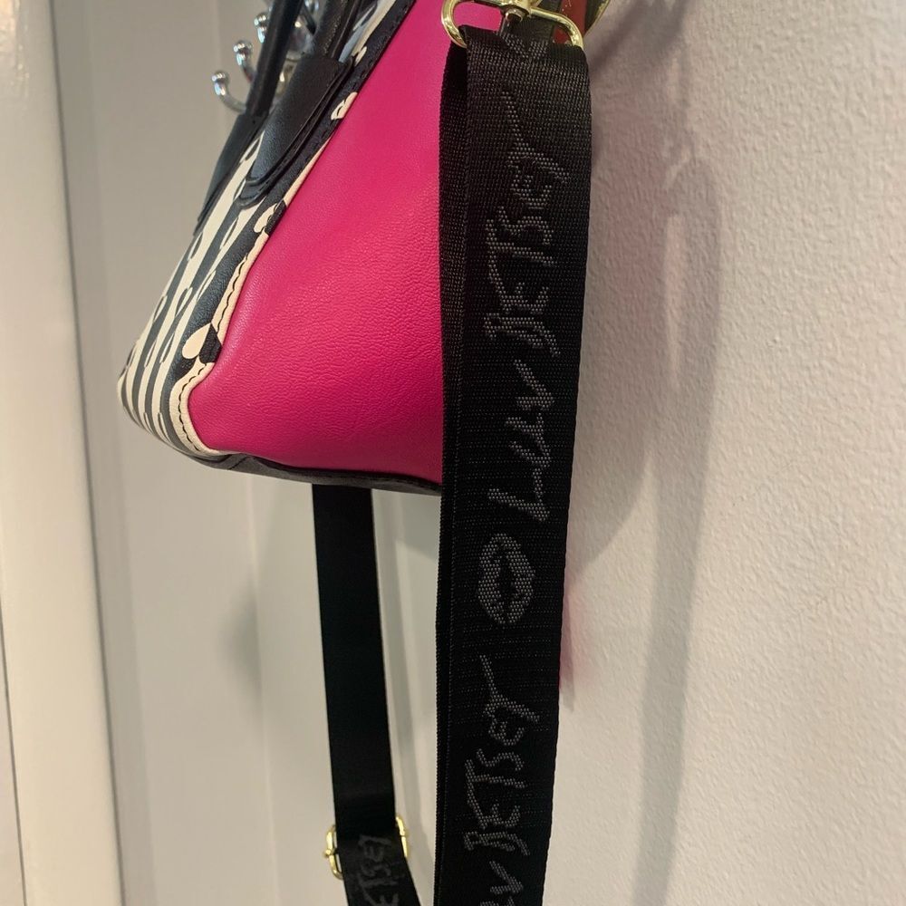 Betsey Johnson Pink and Black Satchel with Heart Print - Picture 10 of 16